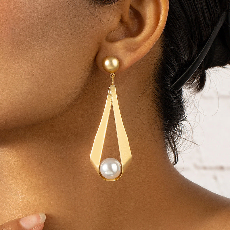 Trendy Unique Earrings For Women - Gadgets and more