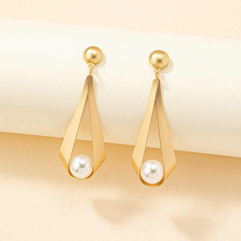 Trendy Unique Earrings For Women - Gadgets and more