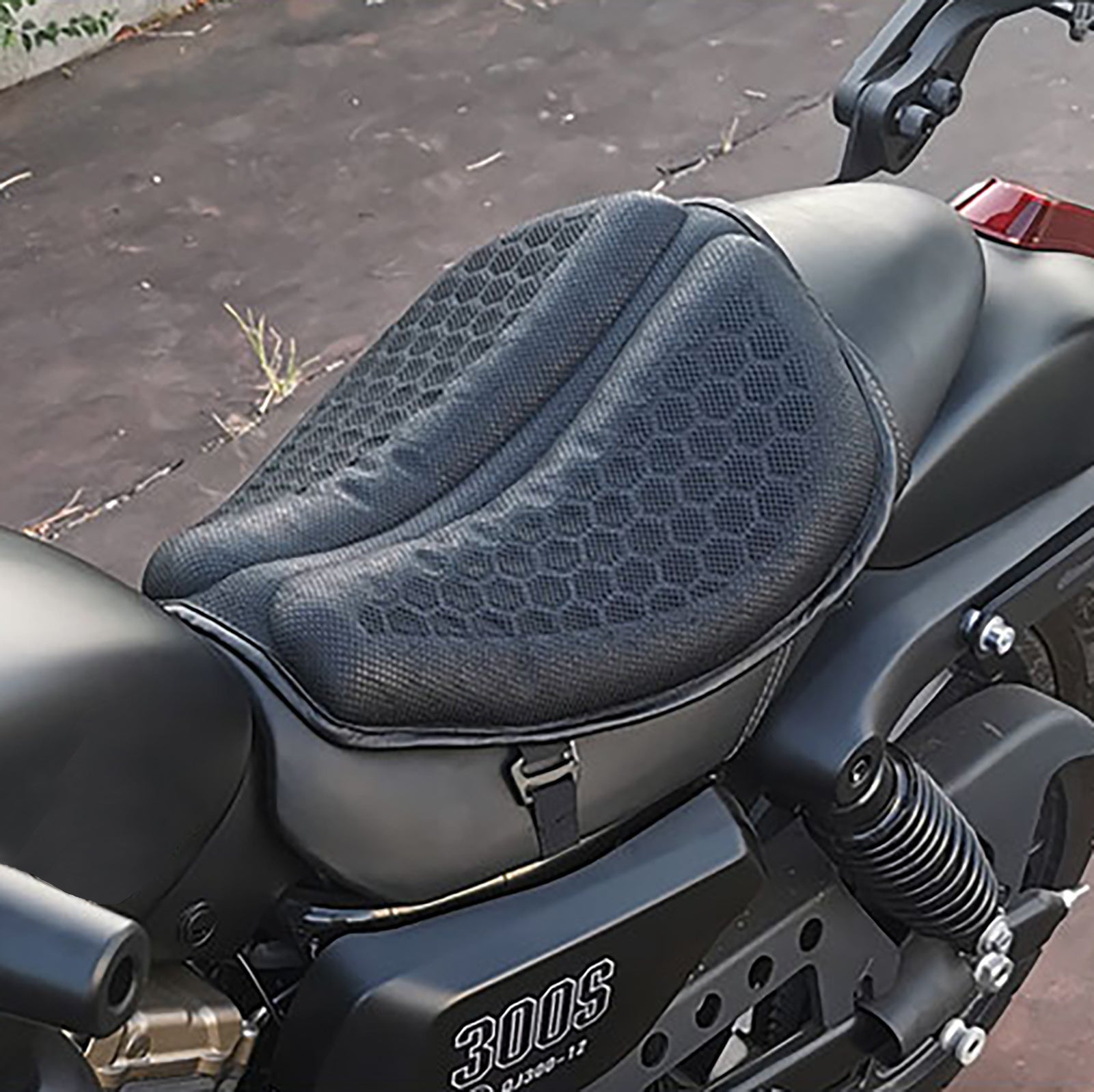 Motorcycle Cushion Shock Absorption Thickened, Sun Proof And Breathable - Gadgets and more